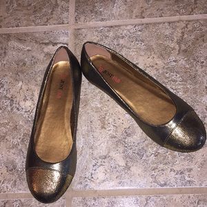2 tone Gold flats